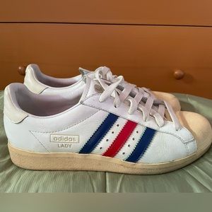 Adidas lady tennis shoes